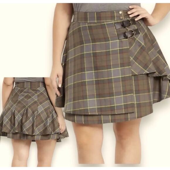 Torrid Size 10 Outlander Tartan Plaid Fraser Kilt Ruffle Buckle Skirt Punk Goth - Picture 2 of 3